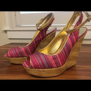 💗NWT Nine West Hot Pink Striped Wedge